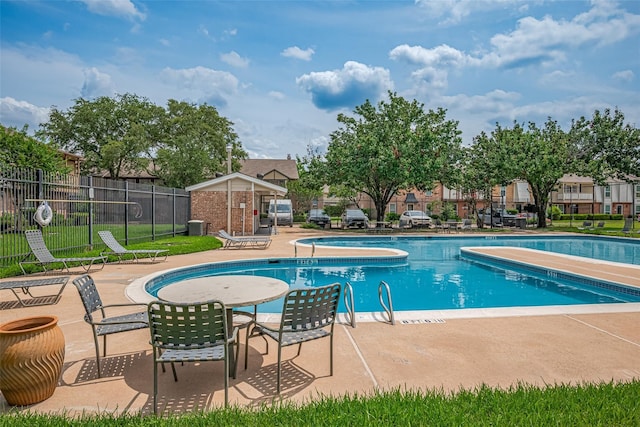 14666 Perthshire Rd Unit F, Houston, TX 77079 - community pool with a patio area