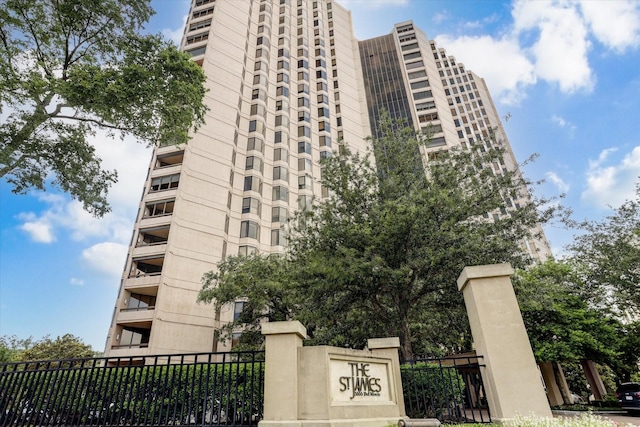 5555 Del Monte Dr Unit T2, Houston, TX 77056 - photo 39