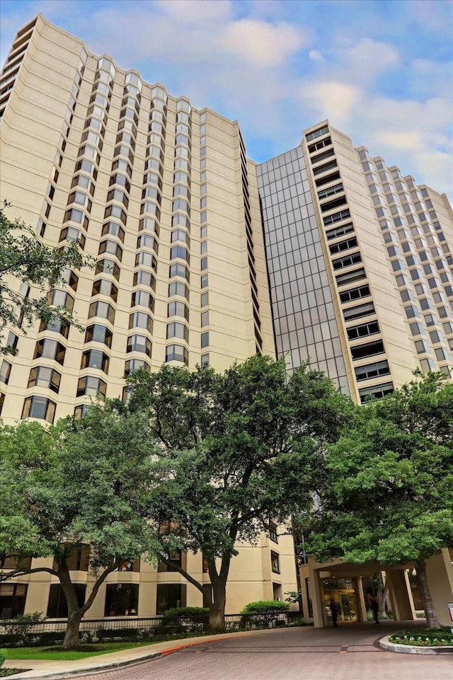 5555 Del Monte Dr Unit T2, Houston, TX 77056 - photo 40