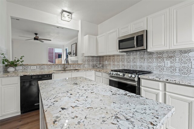 10908 Sycamore Dr S, La Porte, TX 77571 - photo 10