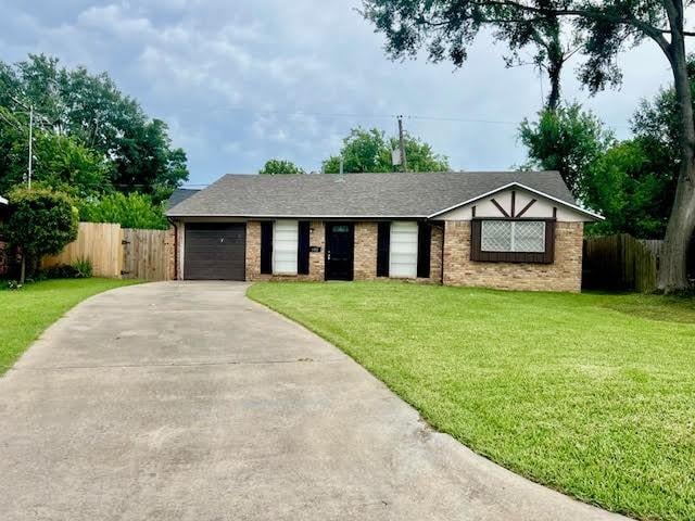 502 Grantham Rd, Baytown, TX 77521 - photo 4