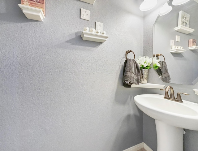 20015 Flax Flower Dr, Richmond, TX 77407 - bathroom featuring a sink