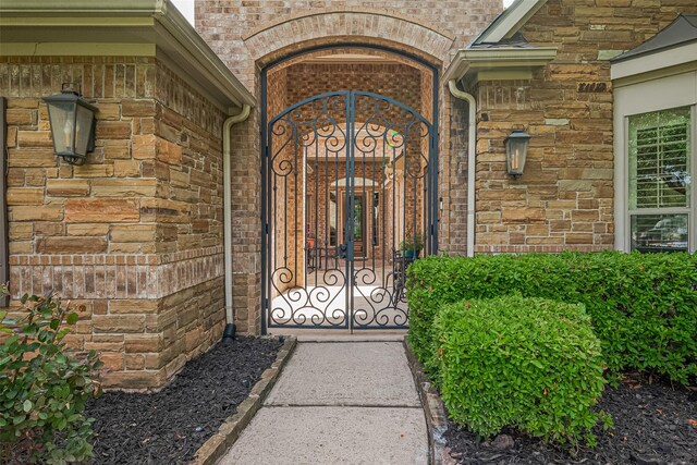 13240 Misty Sage Dr, Conroe, TX 77302 - photo 2