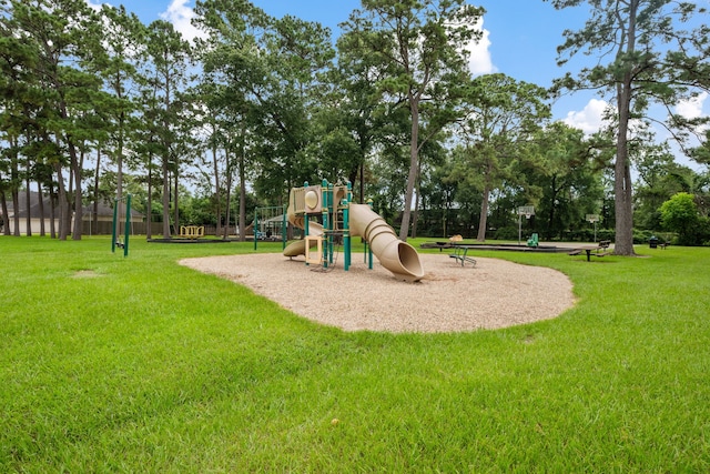 9910 El Chaco St, Baytown, TX 77521