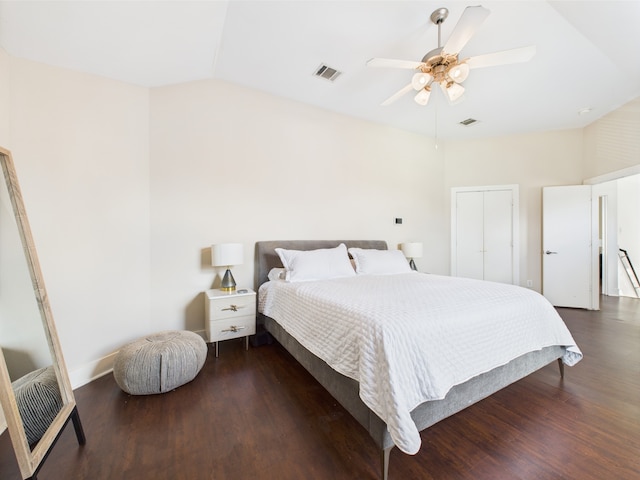 5810 Darling St Unit F, Houston, TX 77007 - bedroom featuring wood finished floors, vaulted ceiling, and a ceiling fan