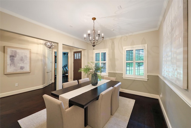 5523 Harvest Oak Landing Dr, Spring, TX 77386 - dining area featuring a chandelier, dark wood-style floors, and crown molding