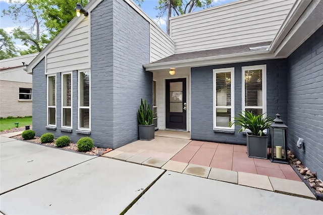 14902 Forest Lodge Dr, Houston, TX 77070 - entrance to property featuring a patio area