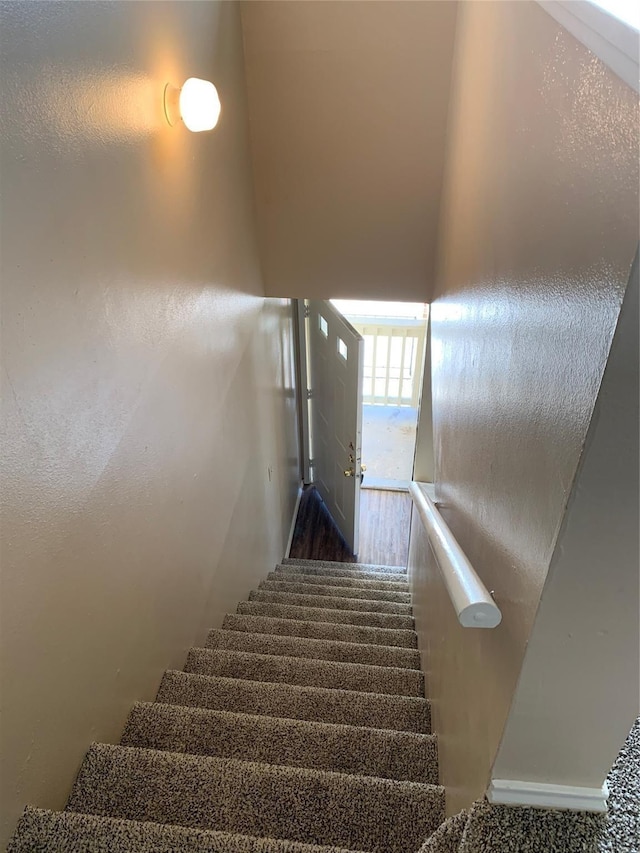 2501 Gulf Fwy Unit 246D, Dickinson, TX 77539 - view of staircase