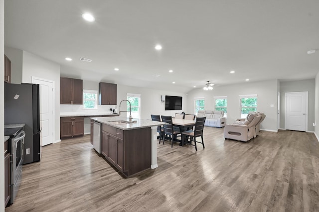 9854 Hunter Springs Dr, Conroe, TX 77306 - photo 7