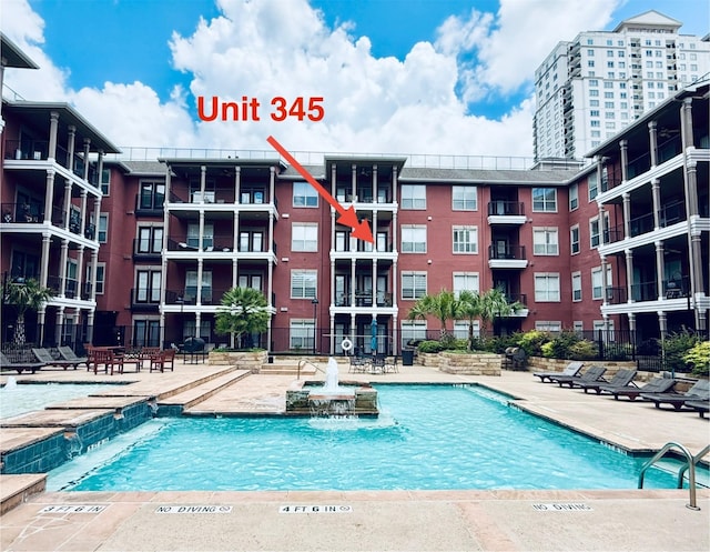 2400 Mccue Rd Unit 345, Houston, TX 77056 - view of pool