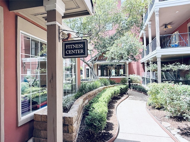 2400 Mccue Rd Unit 345, Houston, TX 77056 - view of property's community