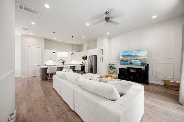 710 Louise St, Houston, TX 77009 - photo 10