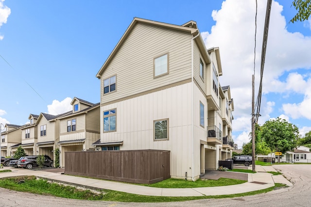 710 Louise St, Houston, TX 77009 - photo 33