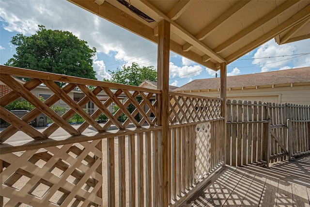 227 Lakeview Dr, Sugar Land, TX 77498 - view of balcony