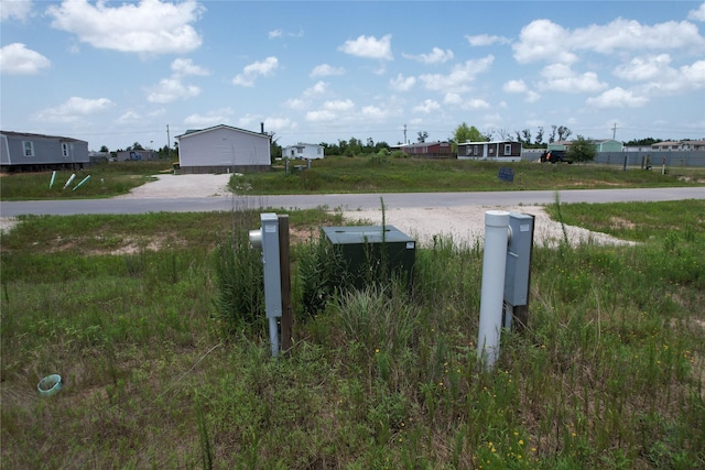 1690 Rd 5502, Cleveland, TX 77327