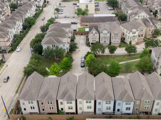 8408 Oak Leaf Point Dr, Houston, TX 77055 - photo 23