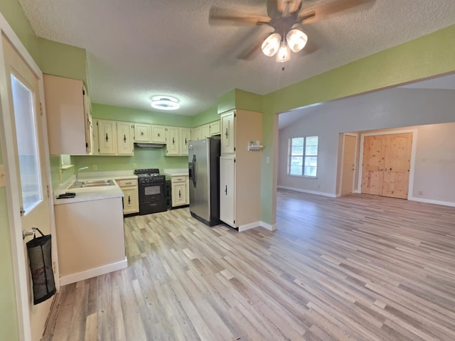2207 Gontier Dr, Bay City, TX 77414 - photo 3
