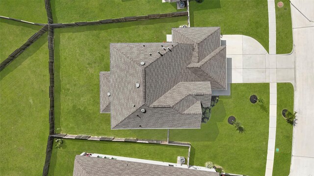 9614 Sterling Arbor Dr, Baytown, TX 77521 - photo 32