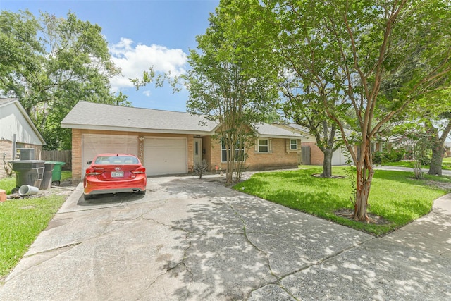 5842 Ludington Dr, Houston, TX 77035 - photo 1