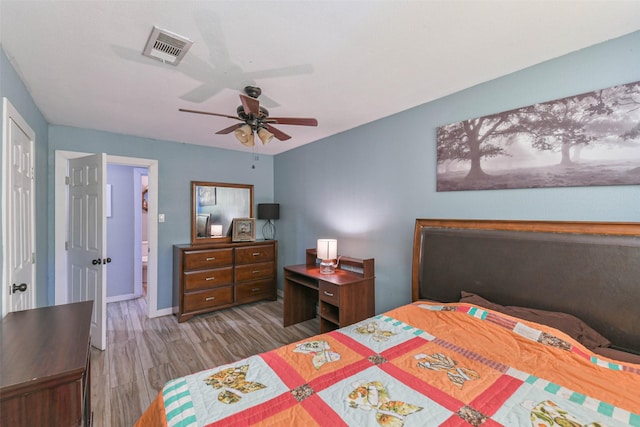 5842 Ludington Dr, Houston, TX 77035 - photo 22