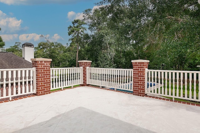 25 Red Sable Pt, The Woodlands, TX 77380 - view of gate