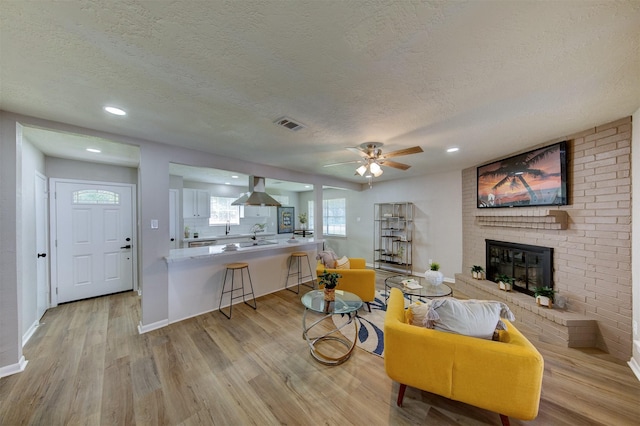 8511 Honeysuckle St, Highlands, TX 77562 - photo 9