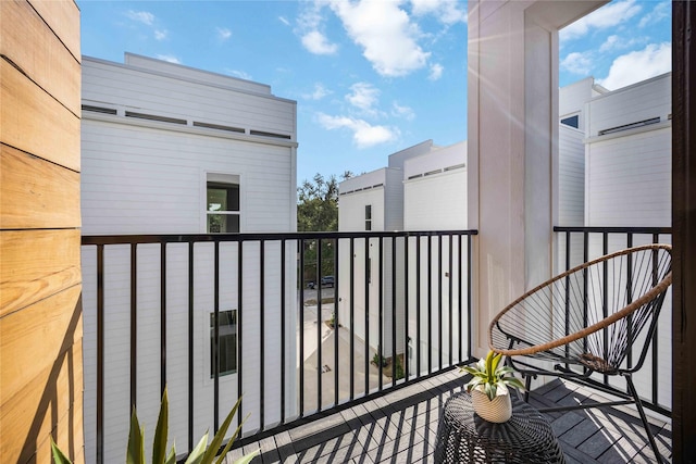 4415 Caroline St, Houston, TX 77004 - view of balcony