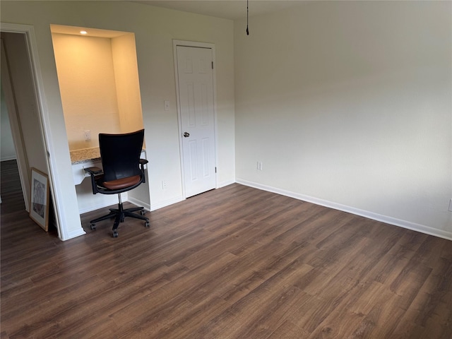 8446 Cabot St, Houston, TX 77078 - unfurnished office with dark wood-type flooring
