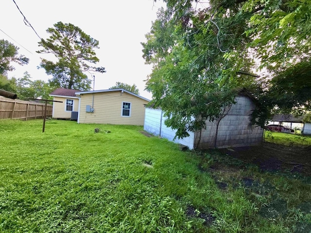 6227 Cavalier St Unit 770, Houston, TX 77087 - back of property with an outbuilding