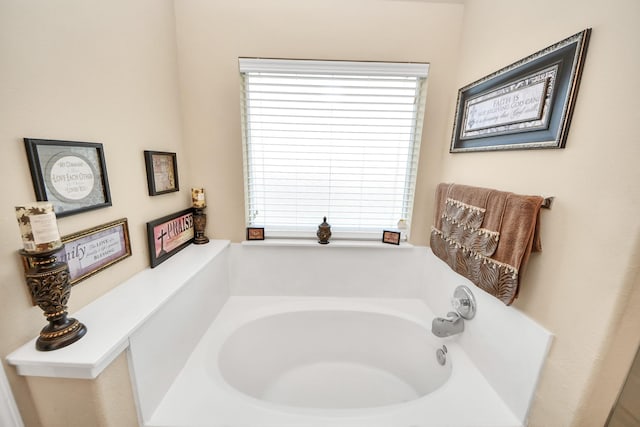 3811 Rosalind Ln, Houston, TX 77053 - bathroom with a bath