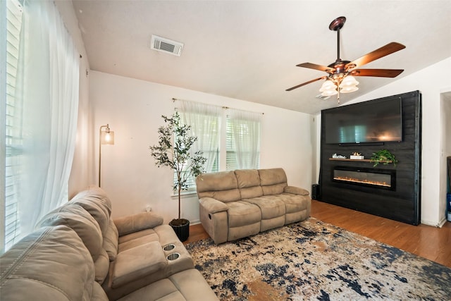 1501 1st Ave N, Texas City, TX 77590 - photo 4