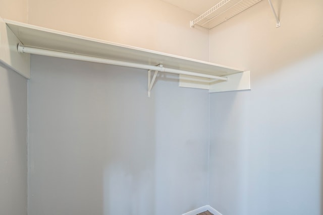 5606 Water Leaf Ln, Houston, TX 77088 - view of spacious closet