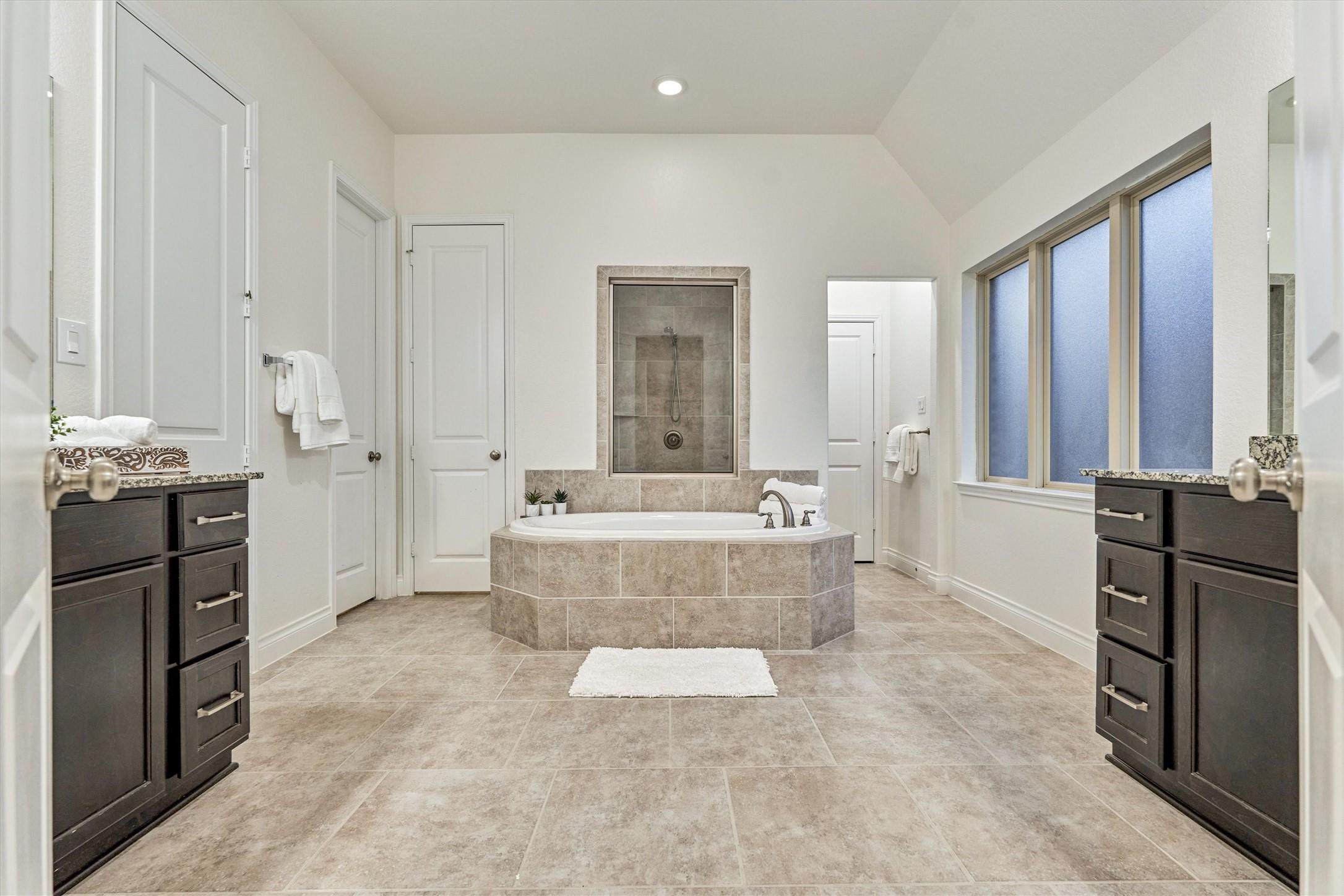 107 Notloc Ct, Montgomery, TX 77316 - photo 24