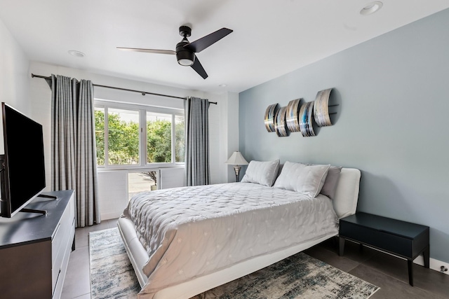 3600 Montrose Blvd Unit 209, Houston, TX 77006 - bedroom with ceiling fan