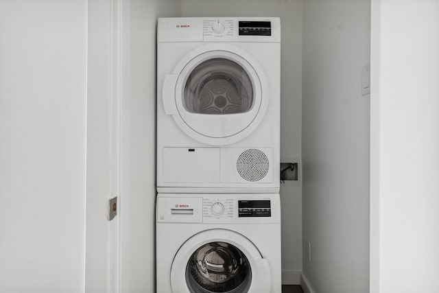 3600 Montrose Blvd Unit 209, Houston, TX 77006 - washroom featuring stacked washer / drying machine
