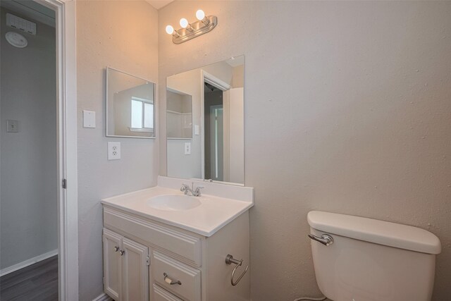 8411 Misty Vale Ln, Houston, TX 77075 - photo 11
