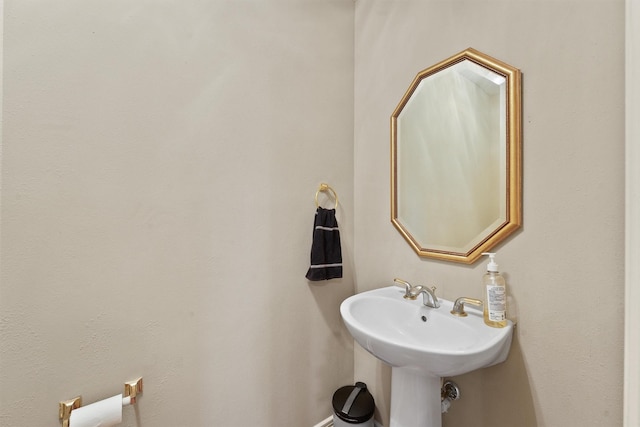 1922 Briarchester Dr, Katy, TX 77450 - bathroom featuring a sink