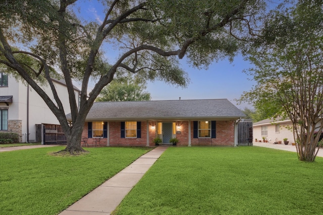 10826 Lasso Ln, Houston, TX 77079 - photo 2