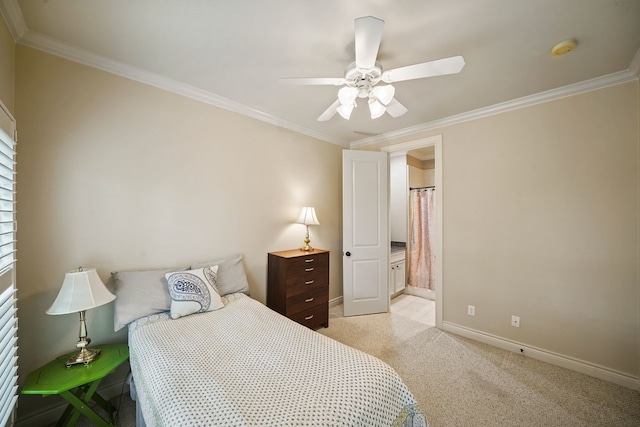 4009 Bellefontaine St, Houston, TX 77025 - bedroom with light colored carpet, crown molding, ceiling fan, and ensuite bathroom