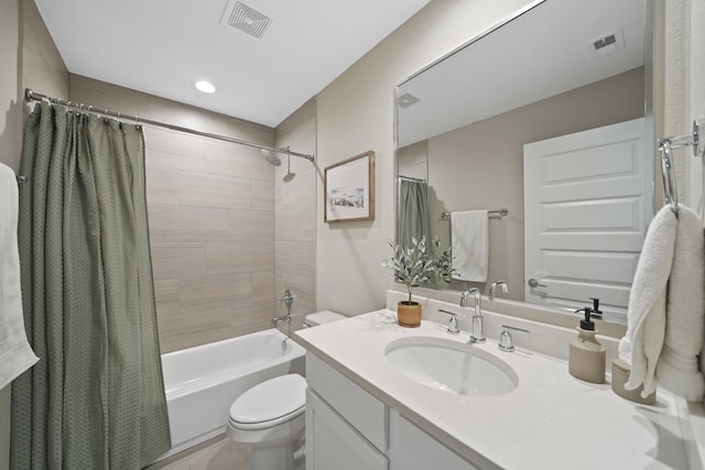 911 W 35th St Unit C, Houston, TX 77018 - full bath with vanity, shower / bath combination with curtain, and recessed lighting