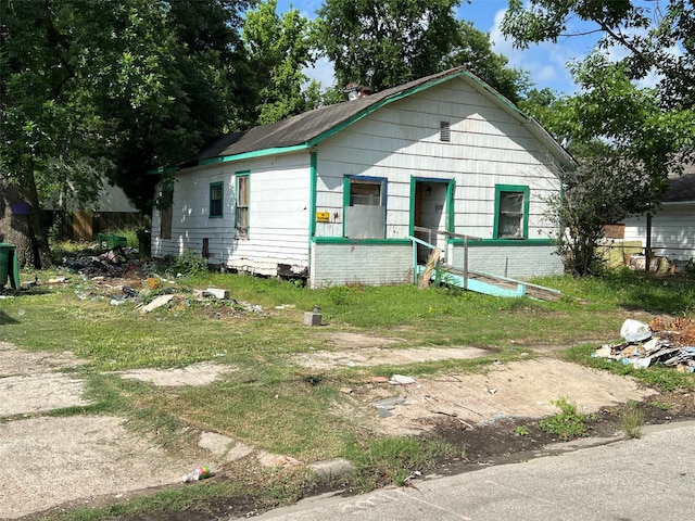 3338 Drew St, Houston, TX 77004 - view of bungalow-style house
