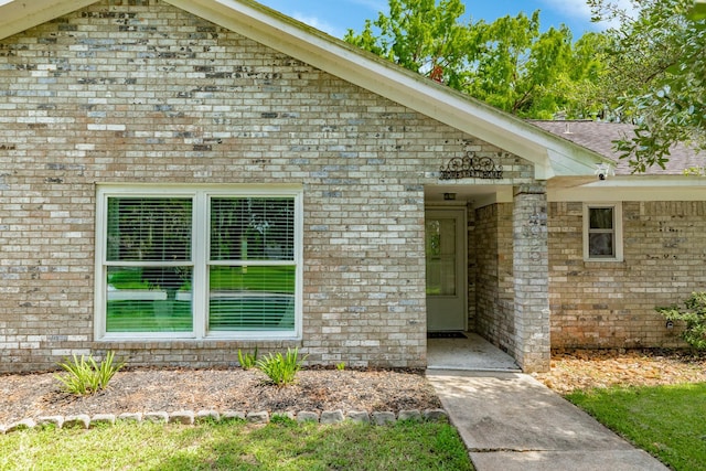 105 Pleasant Valley Dr, West Columbia, TX 77486 - entrance to property featuring brick siding