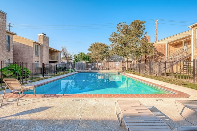 700 Thicket Ln Unit 306, Houston, TX 77079 - community pool with a patio
