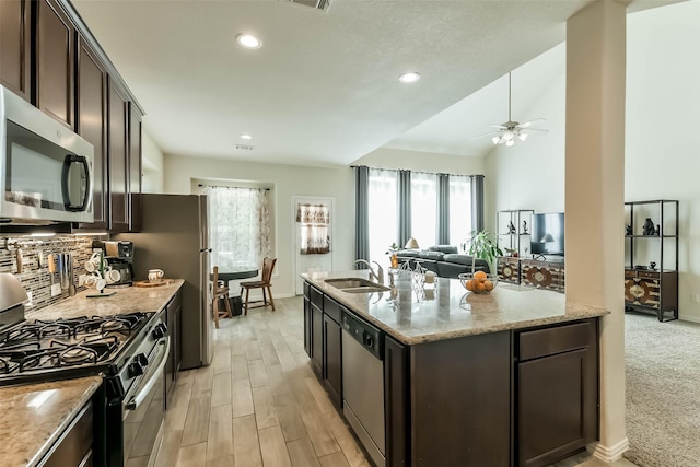 68 Linnwood Dr, New Caney, TX 77357