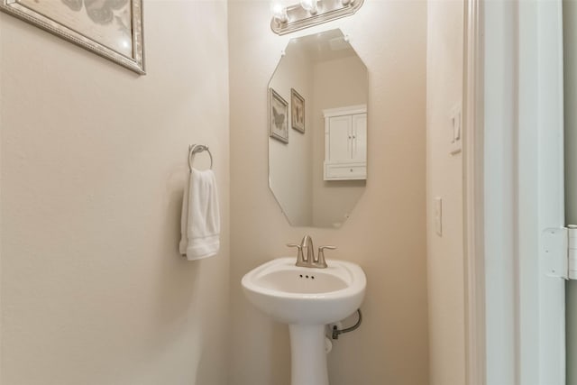 68 Linnwood Dr, New Caney, TX 77357