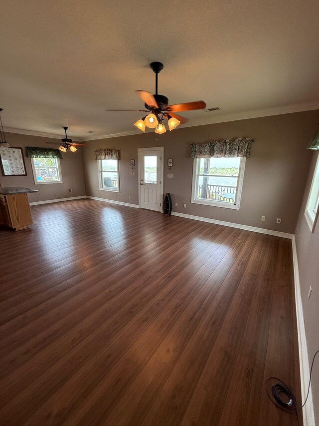 822 Seagull Rd, Sargent, TX 77414 - photo 4