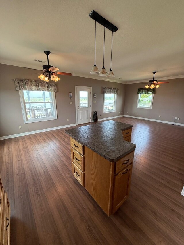 822 Seagull Rd, Sargent, TX 77414 - photo 5