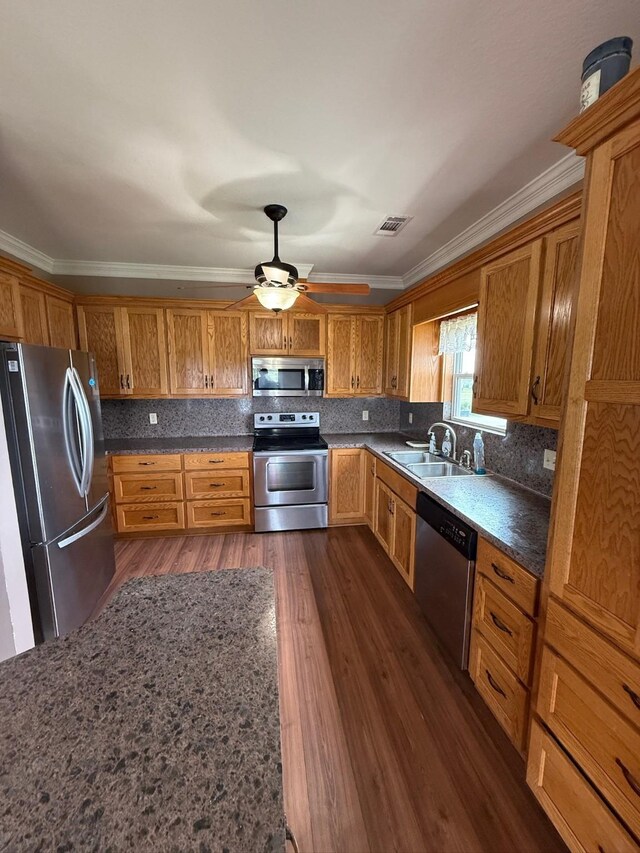 822 Seagull Rd, Sargent, TX 77414 - photo 6