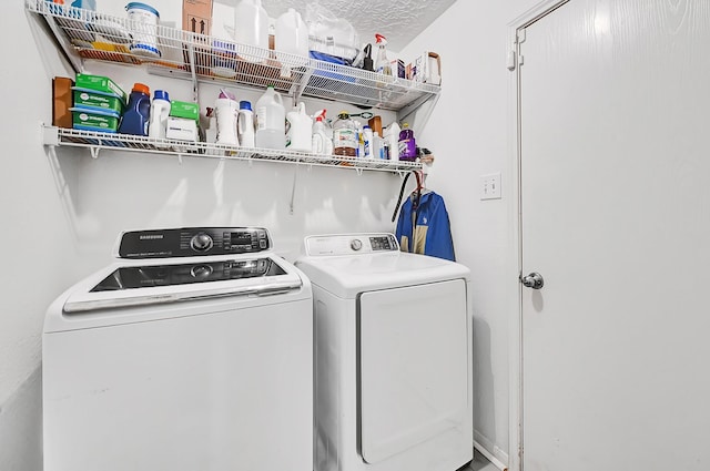 29207 Legends Hill Dr, Spring, TX 77386 - washroom with washing machine and clothes dryer