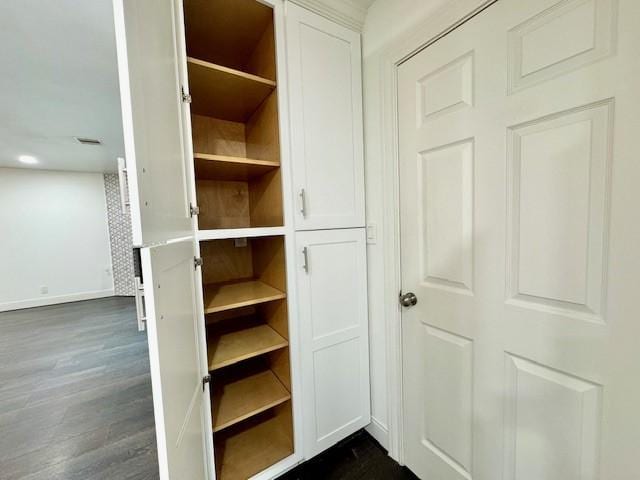 9226 Kapri Ln, Houston, TX 77025 - view of closet